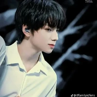 Vương Lỗ Kiệt_anh