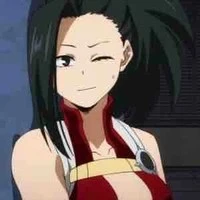 Momo yaoyorozu