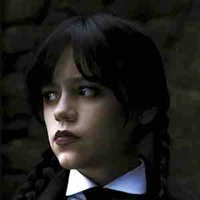 Wednesday Addams (Nàng)