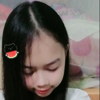 Sứa hồng-tác giả