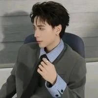 Lê Quang Hùng( phone)