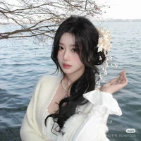 Lý Bạch Nguyệt Ý ( Chị gái Hán)