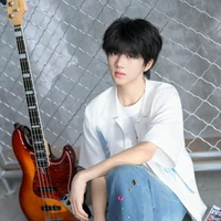 TRƯƠNG HÀM THỤY "em"