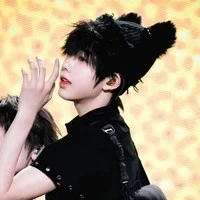 TRẦN DỊCH HẰNG "anh"