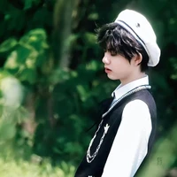 Trần Dịch Hằng_Hắn