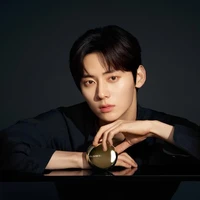 Hwang MinHyun