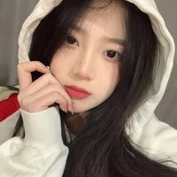 Vương Huỳnh Thiên Thư_Evelyn