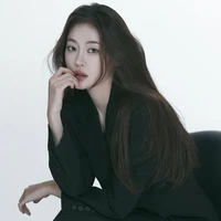 Song Ji Woo