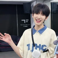 Tả Kỳ Hàm _ cậu