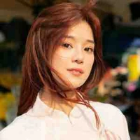 Nguyễn Hoàng Yến (Y)