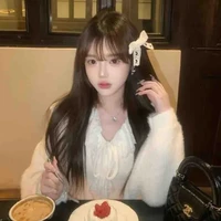 Lục Chi Hạ _em gái n9