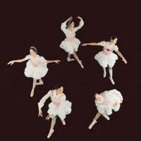 elsu lúc trung niên (20 tuổi)