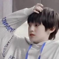 Trương Trạch Vũ_V