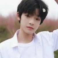 Uông Tuấn Hy_Y