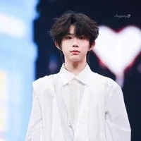 Trần Dịch Hằng(anh2)