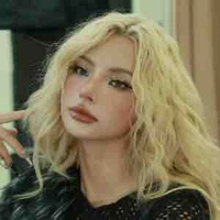 Maiquinn -bạn lyhan-