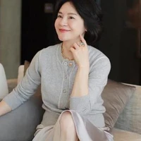 ( Kim Song Young) mẹ nư8