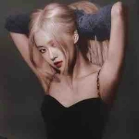Park Chaeyoung ( Rosé )