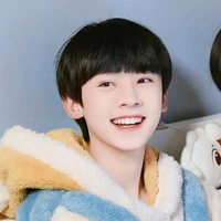 Tả Hàng lúc nhỏ