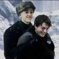 Tác giả mê troai