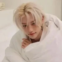 Lee Felix Yongbok-em