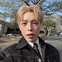 Đức Phúc ( chóe)