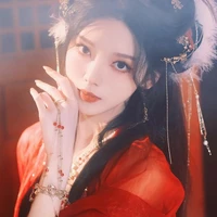 Khinh Y. tiên nữ ngọn lửa. ♌︎