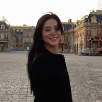 Kim Jisoo [ Y ]