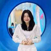 Nguyễn Lê Diễm Hằng •Lamoon•