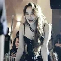 Lê Ngọc Minh Hằng/Chị