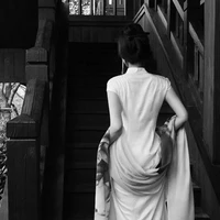 Mẹ anh