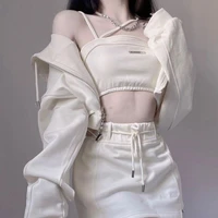 Yan Phạm (8)
