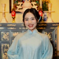 Phương Mỹ Chi(P.M.C)