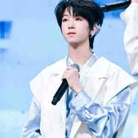 Dương Bác Văn - Anh 