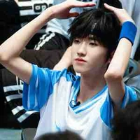 Tả Kỳ Hàm - Cậu