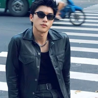 Hiếu(cận vệ của Huy)