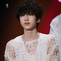 Nhiếp Vỹ Thần