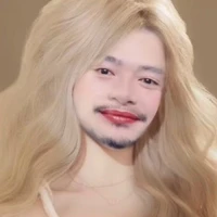 Nhân viên tàu lượn