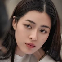 Lingling Sirilak Kwong {cô}