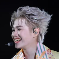 Hoàng Đức duy