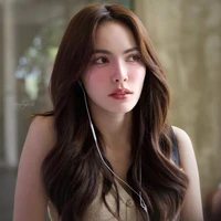 Charlotte Austin-nàng