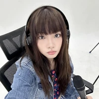 Nguyễn Lê Ngọc Ánh Sáng _ Aza