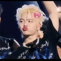 nhỏ này đánh bản quyền mấy đứa coppy