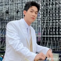 Song Luân ( ba của Duy )