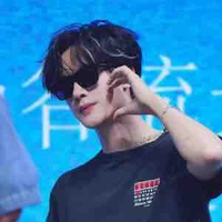 Triển Hiên / Triển Trí Vĩ