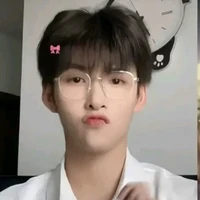 Hùng huỳnh ( gem)