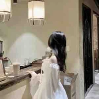 Mẹ Hùng 