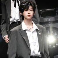 Trần Dịch Hằng_hắn