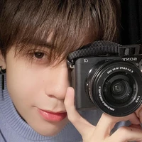 Lê Quang Hùng [20]