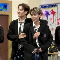 All - trừ ai thì trừ